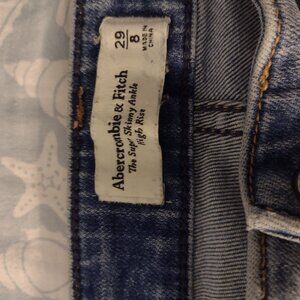 Abercrombie & Fitch Ladies Jeans  size 28/8